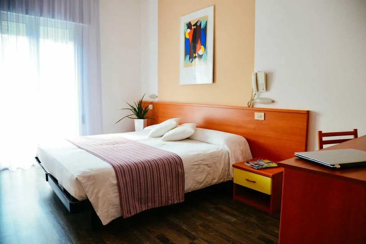 Hotel Domingo Lido di Jesolo 3*,  Italy